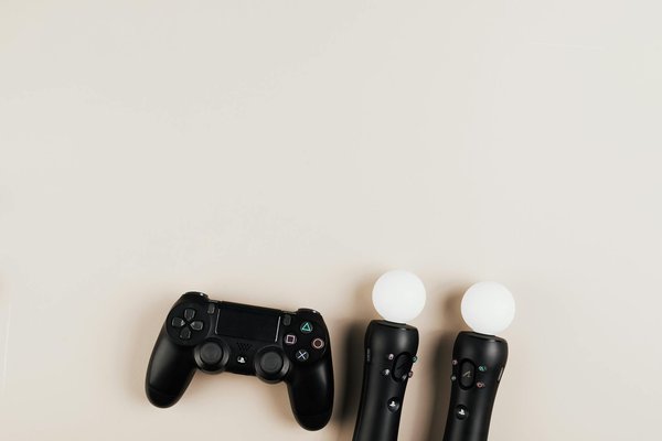 What impact does IoT have on UK marketing campaigns?